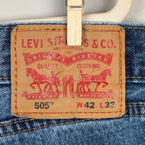 Levi's 505 Men's Straight Leg Blue Jeans SZ 42x32 - Picture 7 of 9